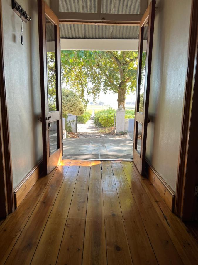 Hartebeeskraal Selfcatering Cottage Paarl Exterior photo